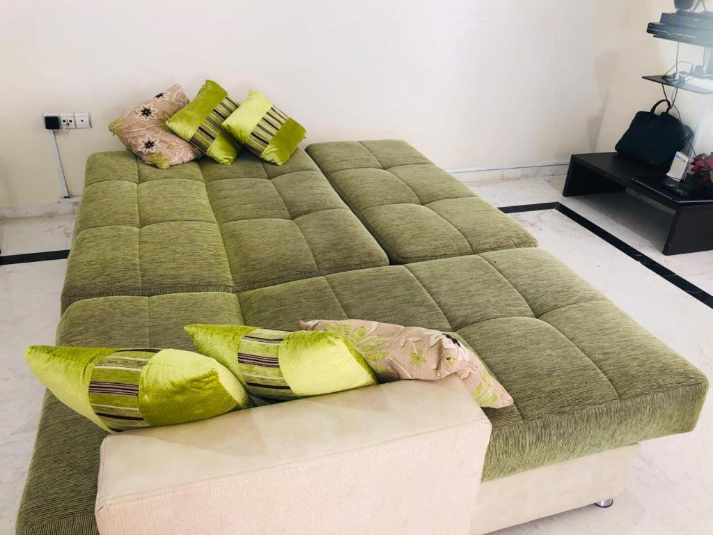 Yasmine Appartement Tangier Bagian luar foto