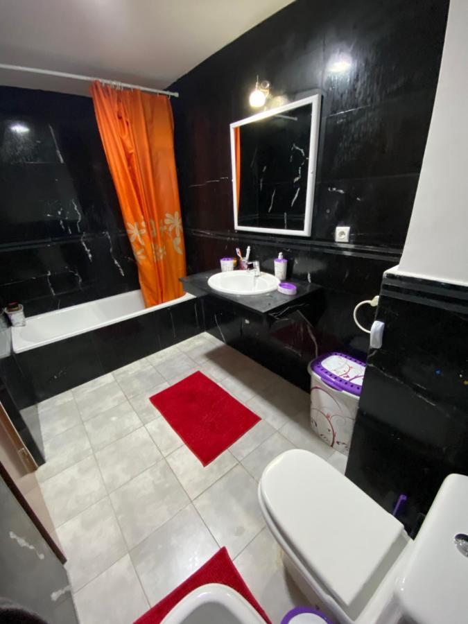 Yasmine Appartement Tangier Bagian luar foto